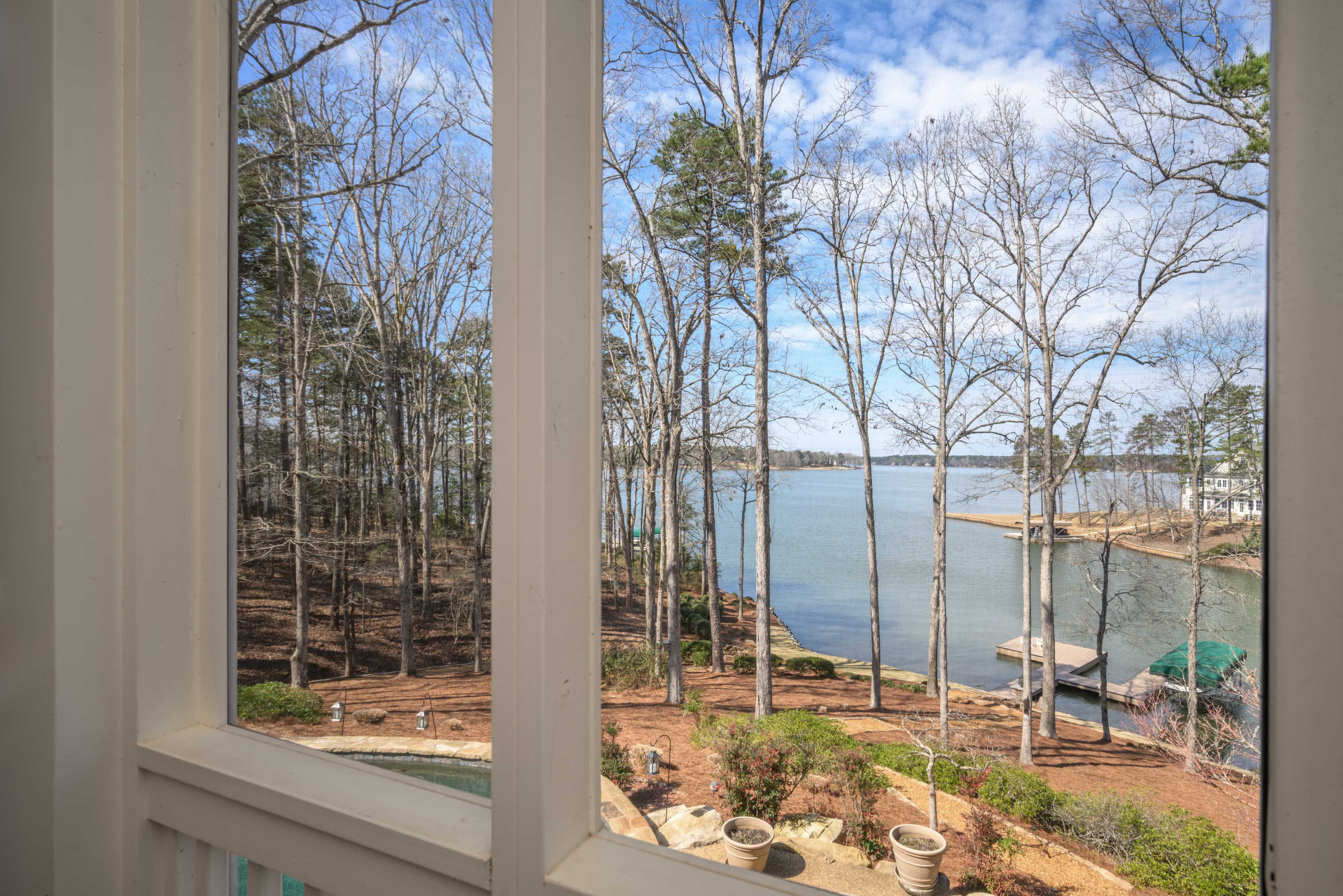 1041 Ruth's Way image 30